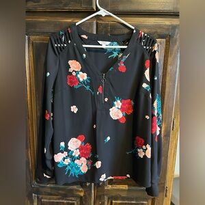 Candie's black floral long-sleeve blouse